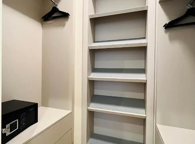 Luxury / 3-raum-suite An Der Frauenkirche / 4 دريسدن